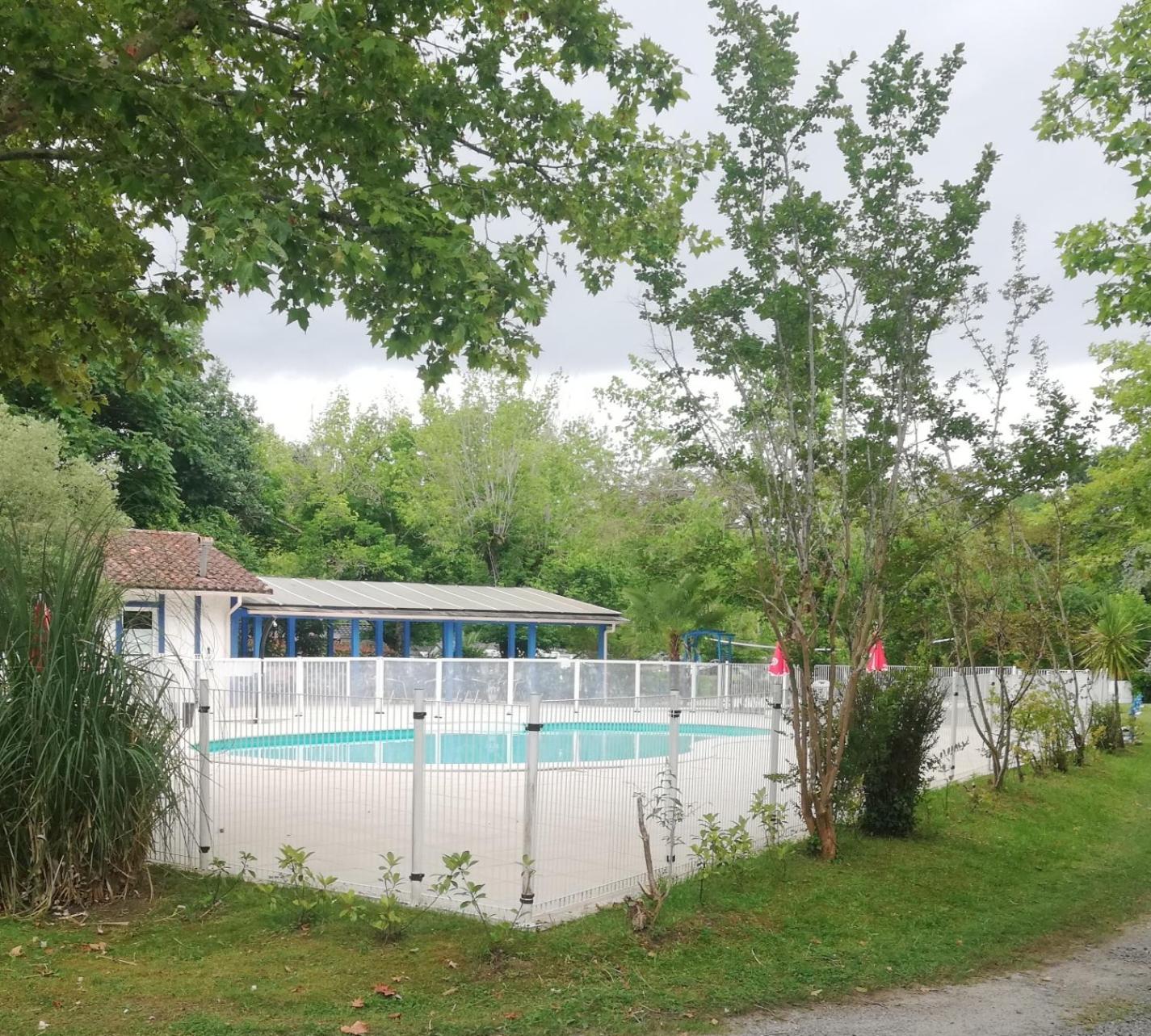 Hotel Petite Maison De Vacances à Onesse-et-Laharie Extérieur photo